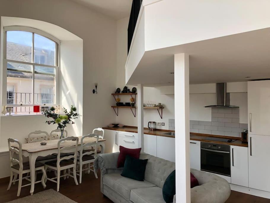 Creathie Cathcart - Georgian Luxury At The Apartment Ayr
